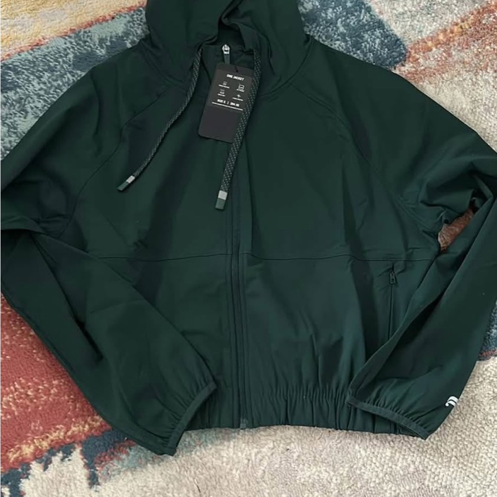 Fabletics Green Windbreaker Lightweight and Versatile
